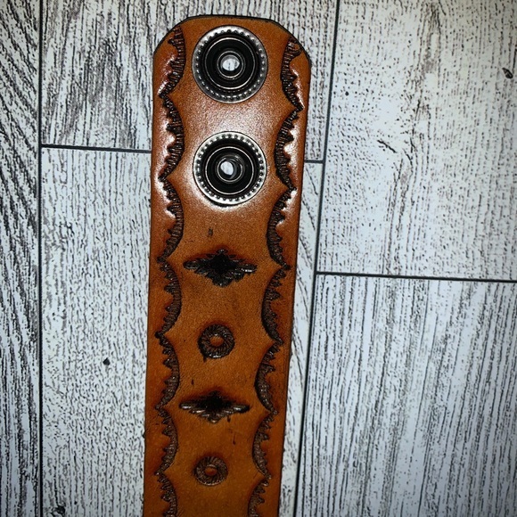 Emery Rose NWOT Brown PU Leather Brown Turquoise Stone Wrap Bracelet - Picture 10 of 11